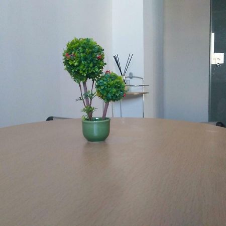 Little Romantic Appartment 阿格里尼翁 外观 照片